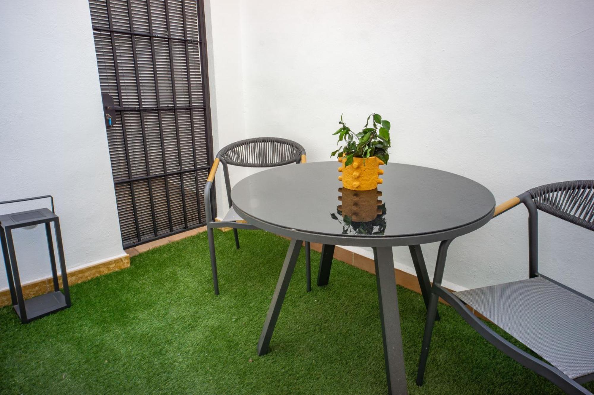 Bubu - Apartamentos En El Centro Málaga Extérieur photo