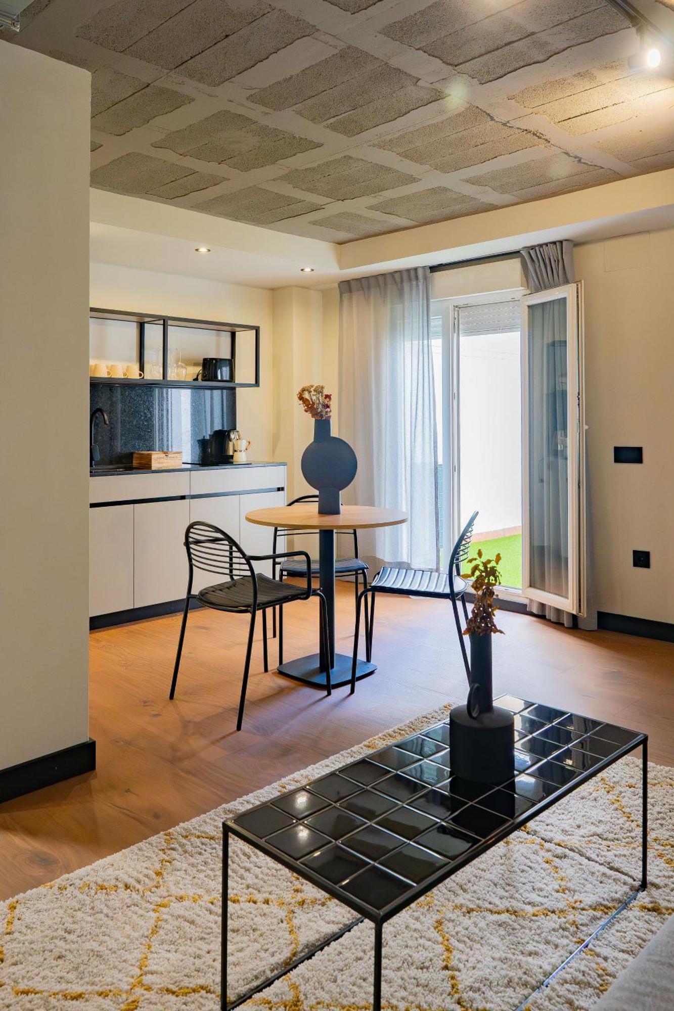 Bubu - Apartamentos En El Centro Málaga Extérieur photo