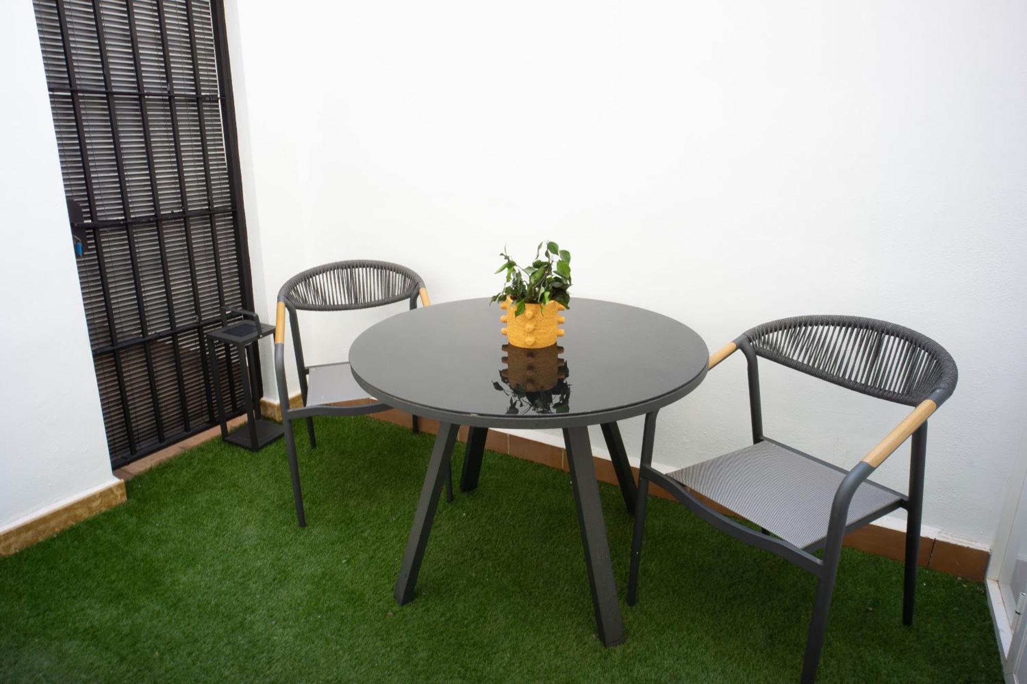 Bubu - Apartamentos En El Centro Málaga Extérieur photo