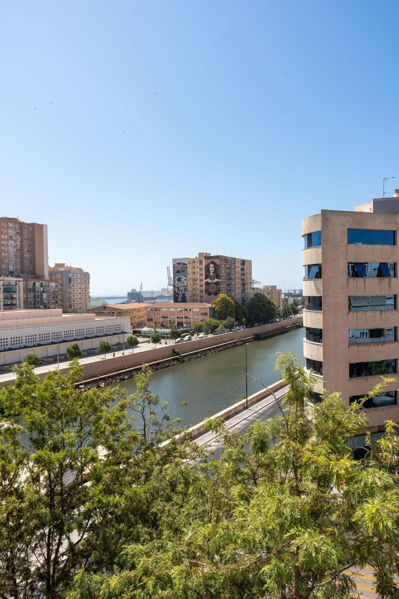Bubu - Apartamentos En El Centro Málaga Extérieur photo