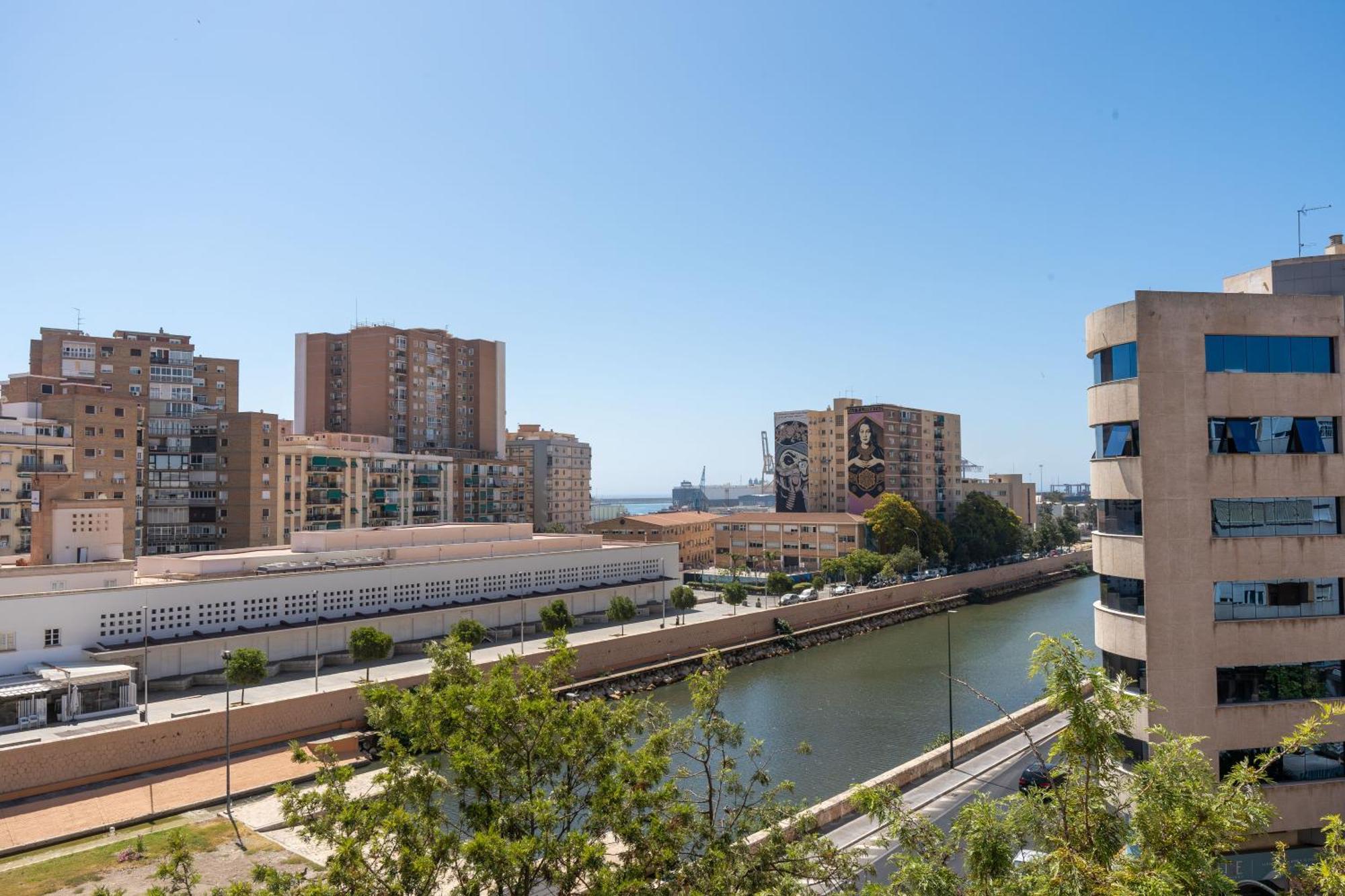 Bubu - Apartamentos En El Centro Málaga Extérieur photo