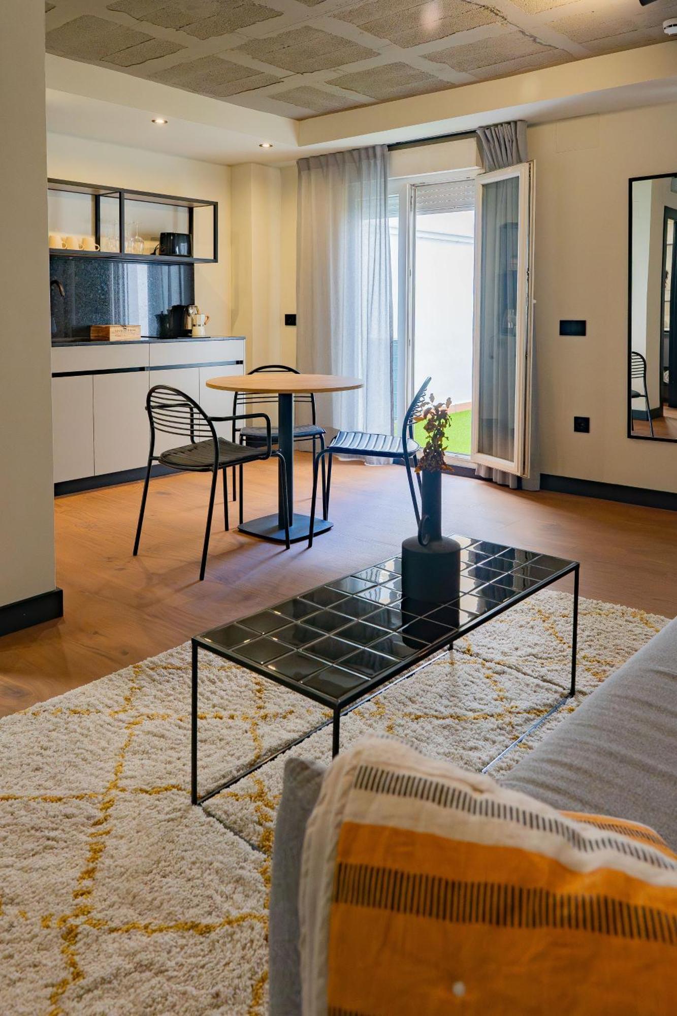 Bubu - Apartamentos En El Centro Málaga Extérieur photo