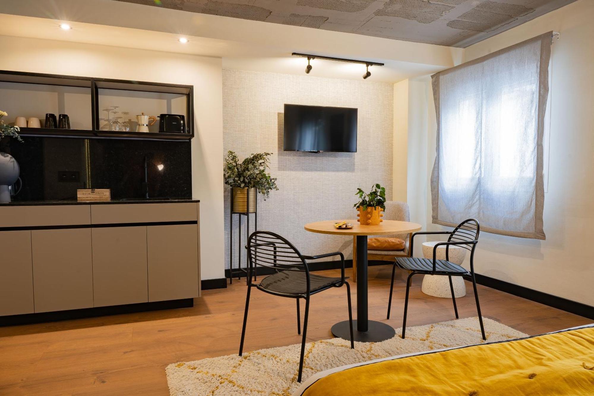 Bubu - Apartamentos En El Centro Málaga Extérieur photo